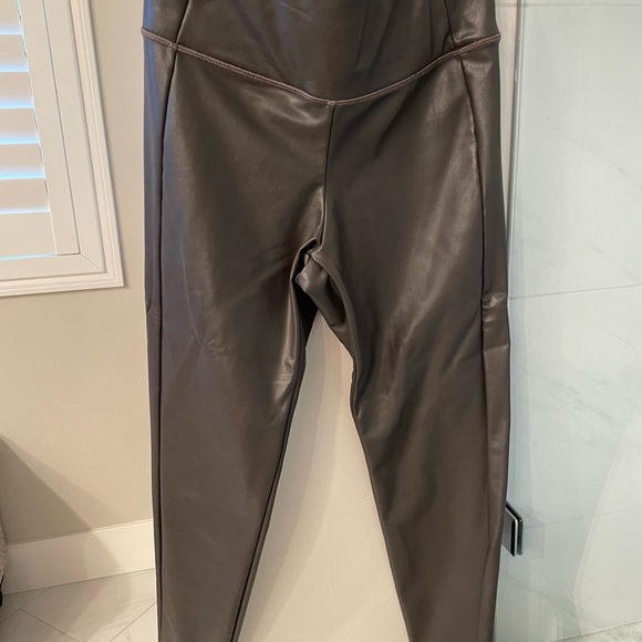 Athleta Spandex Tights - Picture 3 of 4